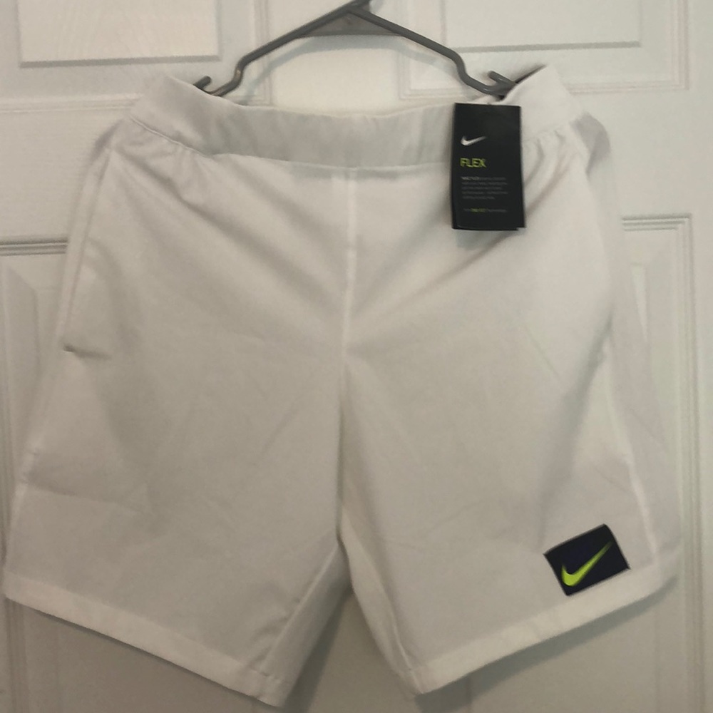 NWT Mens Nike Flex  Dry Fit Shorts